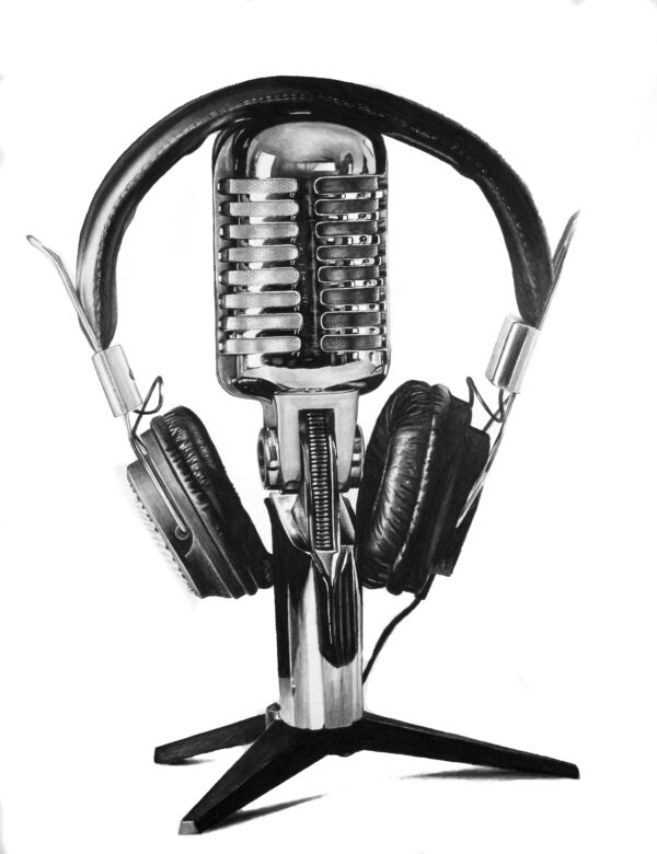 VINTAGE MICROPHONE, 2023 - Print - Edition limitée à 30 tirages